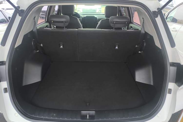 Used Hyundai ix35 2021 2.0L Automatic 2WD GLS Leading Edition Trunk