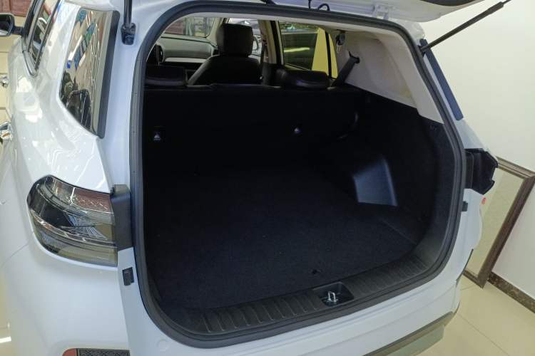 Used Hyundai ix35 2021 2.0L Automatic 2WD GLS Leading Edition Trunk