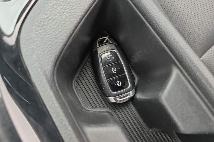 Used Hyundai ix35 2021 2.0L Automatic 2WD GLS Leading Edition Vehicle Key