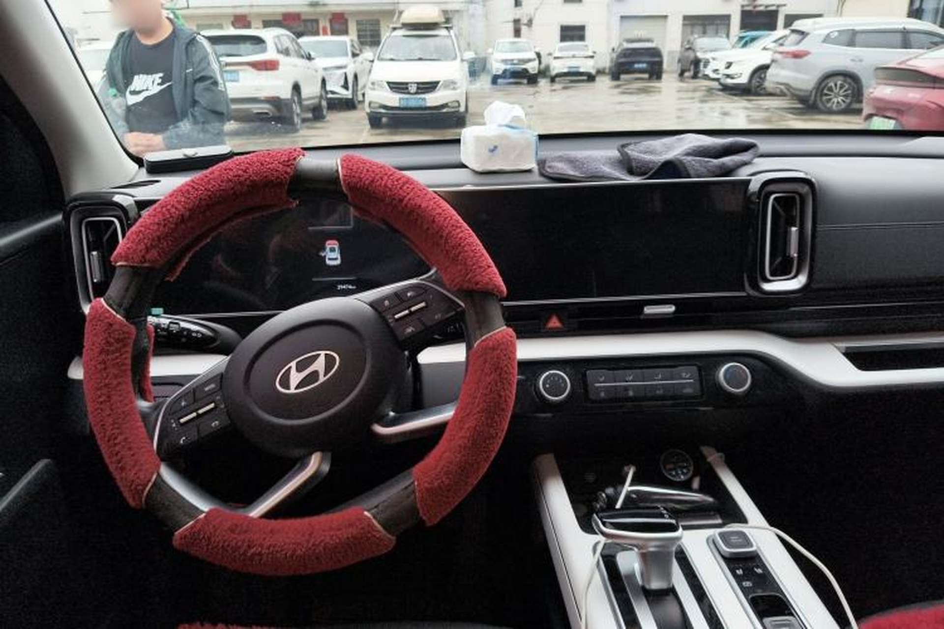 Used Hyundai ix35 2023 Musso 2.0L Deluxe Edition DLX Center Console