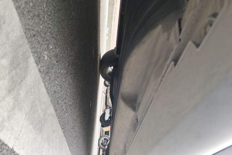 Used Hyundai ix35 2023 Musso 2.0L Deluxe Edition DLX Chassis Front Left