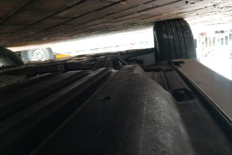 Used Hyundai ix35 2023 Musso 2.0L Prestige LUX Edition Chassis Front Left
