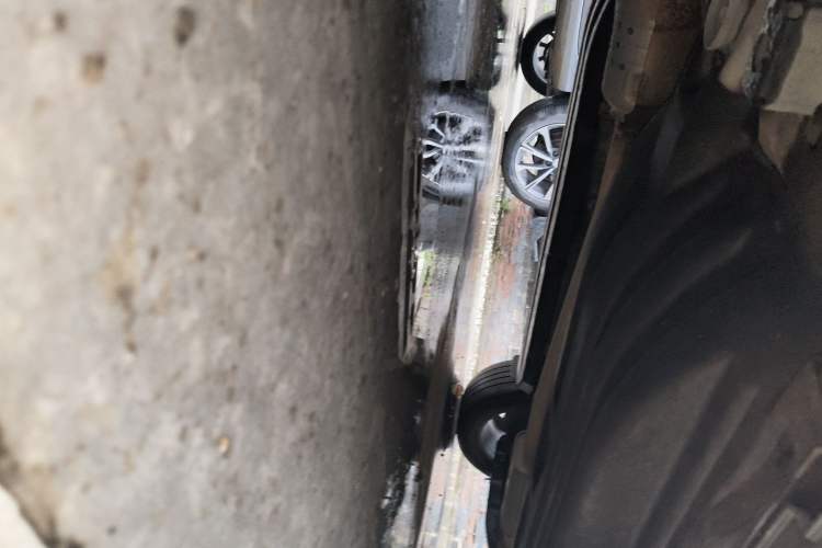 Used Hyundai ix35 2023 Musso 2.0L Deluxe Edition DLX Chassis Front Left