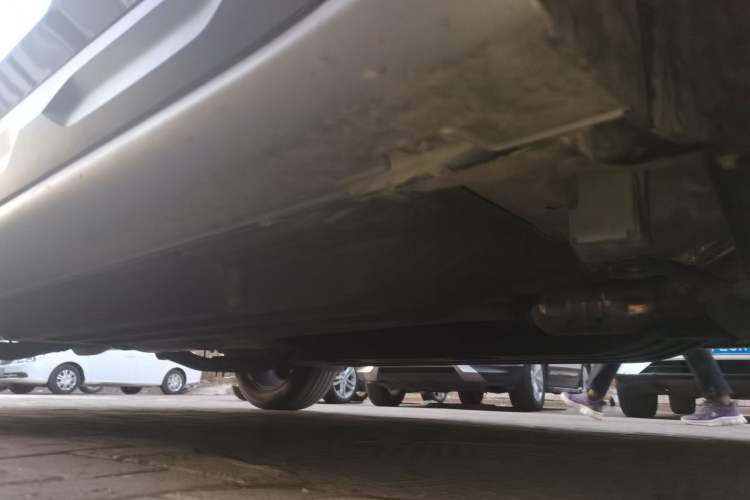 Used Hyundai ix35 2023 Musso 2.0L Deluxe Edition DLX Chassis Front Right