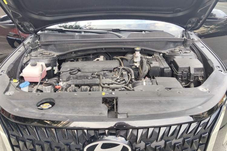 Used Hyundai ix35 2023 Musso 2.0L Deluxe Edition DLX Engine Bay