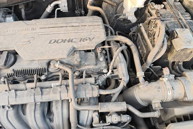 Used Hyundai ix35 2023 Musso 2.0L Deluxe Edition DLX Engine Bay
