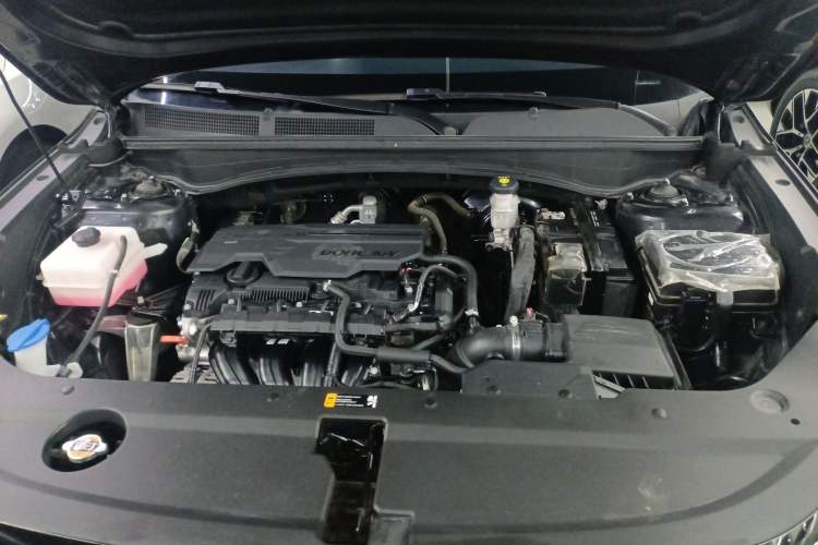 Used Hyundai ix35 2023 Musso 2.0L Deluxe Edition DLX Engine Bay