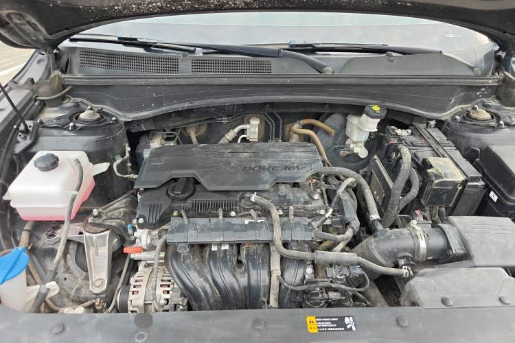 Used Hyundai ix35 2023 Musso 2.0L Deluxe Edition DLX Engine Bay