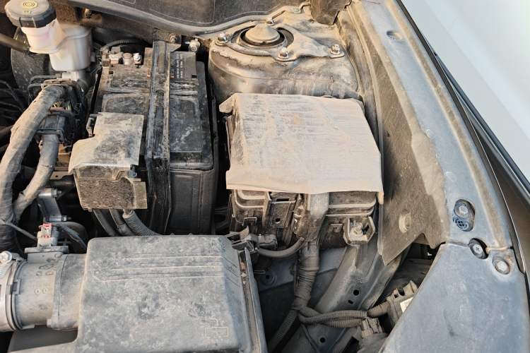 Used Hyundai ix35 2023 Musso 2.0L Deluxe Edition DLX Engine Bay Left