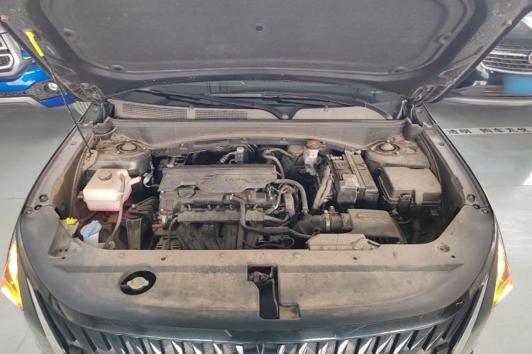 Used Hyundai ix35 2023 Musso 2.0L Deluxe Edition DLX Engine Bay