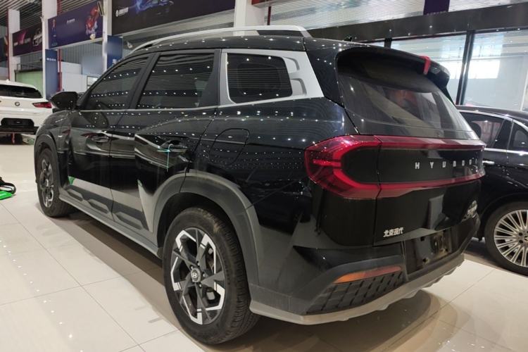 Used Hyundai ix35 2023 Musso 2.0L Deluxe Edition DLX Exterior 2