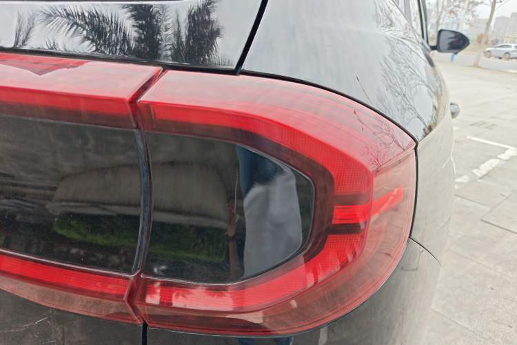 Used Hyundai ix35 2023 Musso 2.0L Deluxe Edition DLX Exterior 3