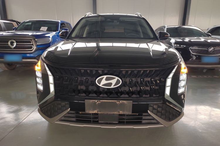 Used Hyundai ix35 2023 Musso 2.0L Deluxe Edition DLX Front