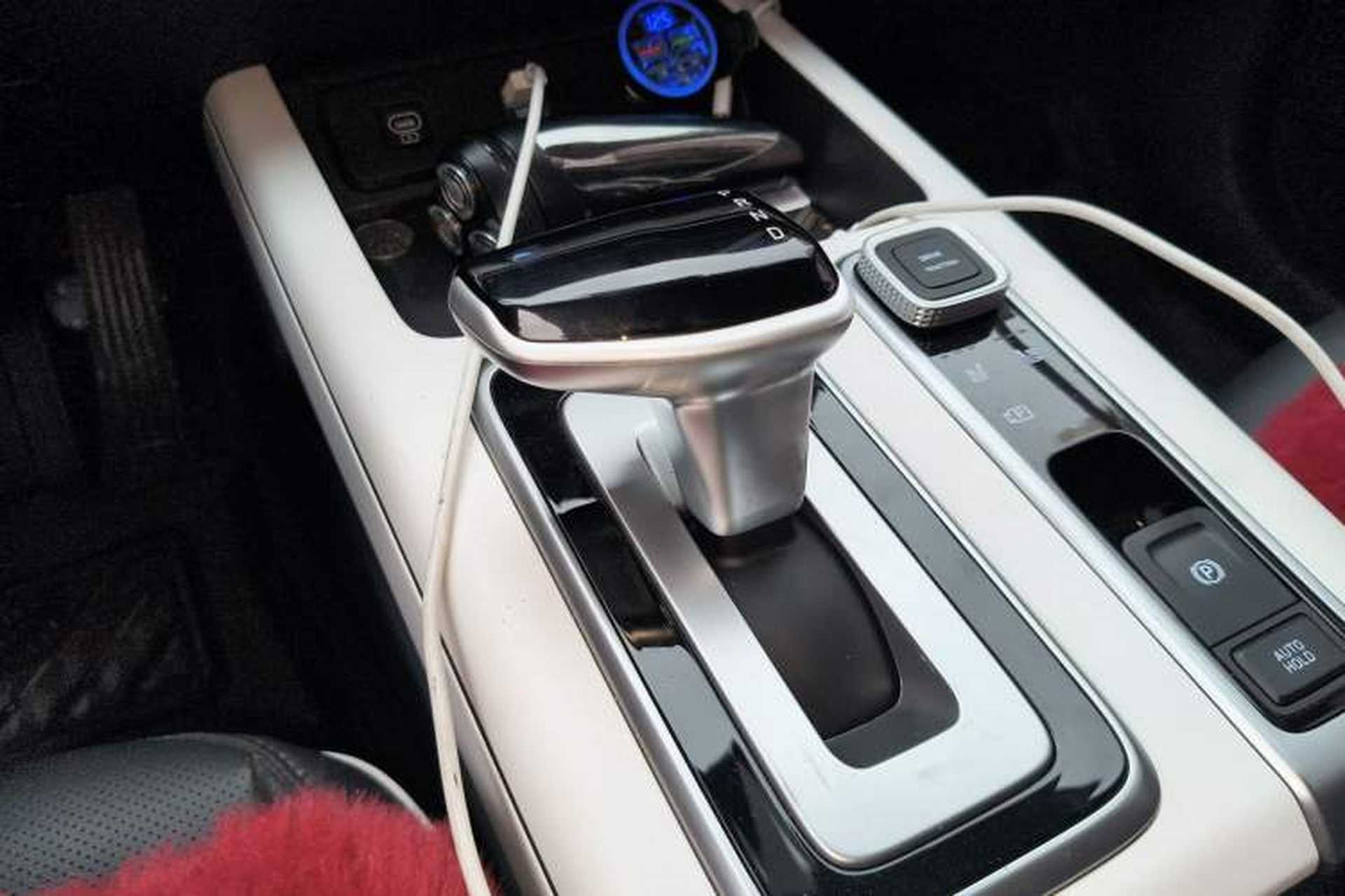 Used Hyundai ix35 2023 Musso 2.0L Deluxe Edition DLX Gear Lever