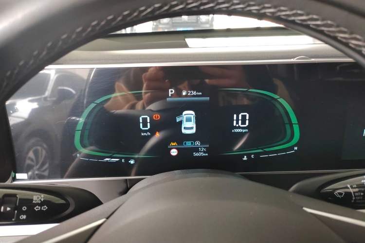 Used Hyundai ix35 2023 Musso 2.0L Deluxe Edition DLX Instrument Cluster
