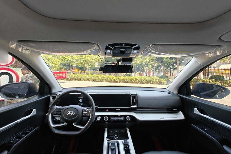 Used Hyundai ix35 2023 Musso 2.0L Deluxe Edition DLX Interior 1