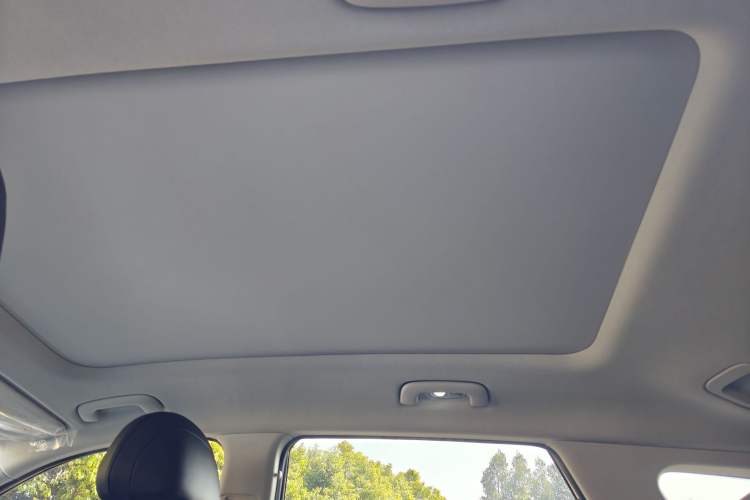 Used Hyundai ix35 2023 Musso 2.0L Deluxe Edition DLX Interior 6