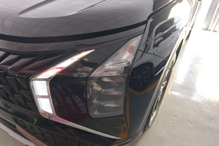 Used Hyundai ix35 2023 Musso 2.0L Deluxe Edition DLX Left Front Headlight