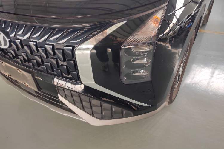 Used Hyundai ix35 2023 Musso 2.0L Deluxe Edition DLX Left Front Headlight