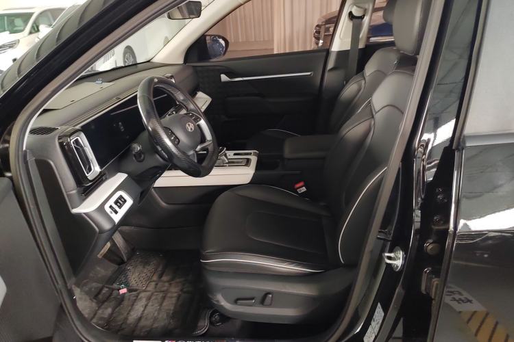 Used Hyundai ix35 2023 Musso 2.0L Deluxe Edition DLX Left Front Seat