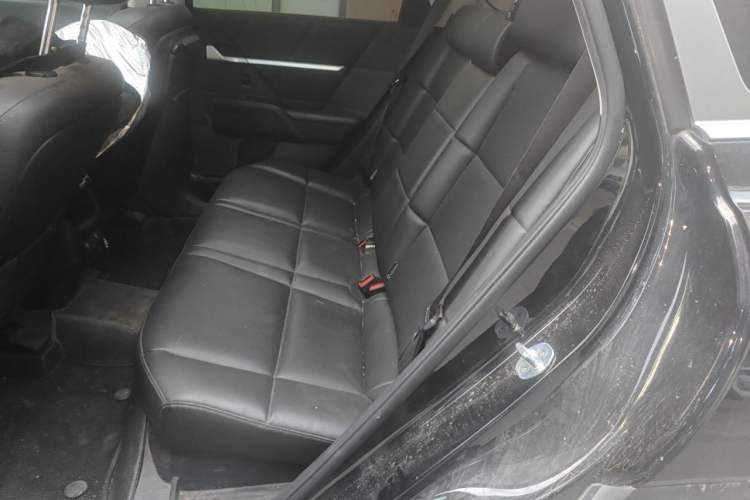 Used Hyundai ix35 2023 Musso 2.0L Prestige LUX Edition Left Rear Seat