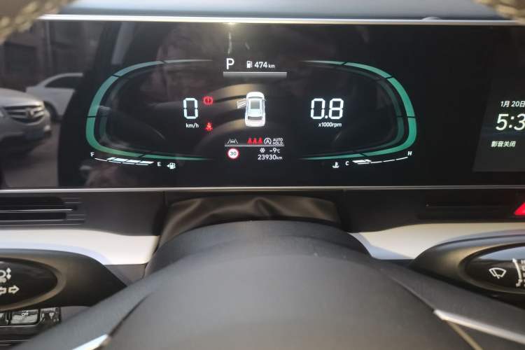 Used Hyundai ix35 2023 Musso 2.0L Deluxe Edition DLX Odometer Close Up