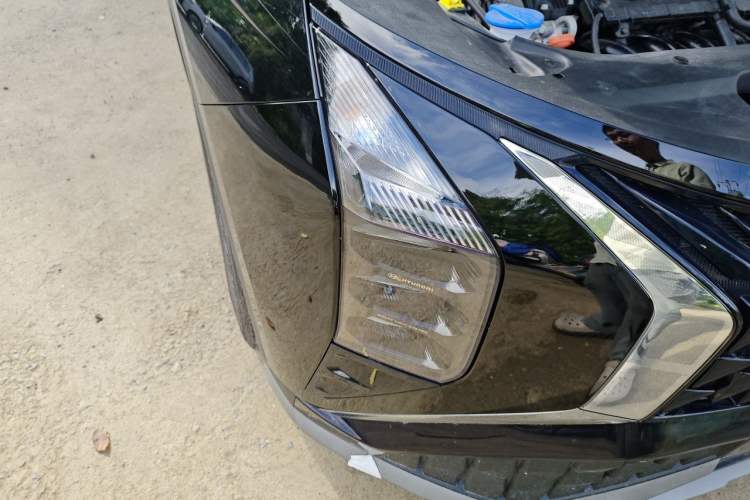 Used Hyundai ix35 2023 Musso 2.0L Deluxe Edition DLX Right Front Headlight