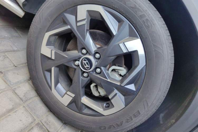 Used Hyundai ix35 2023 Musso 2.0L Prestige Yeyue Edition LUX Right Front Wheel Hub