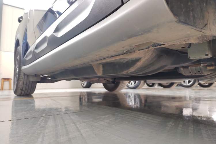 Used Hyundai ix35 2023 Musso 2.0L Deluxe Edition DLX Right Side Sill