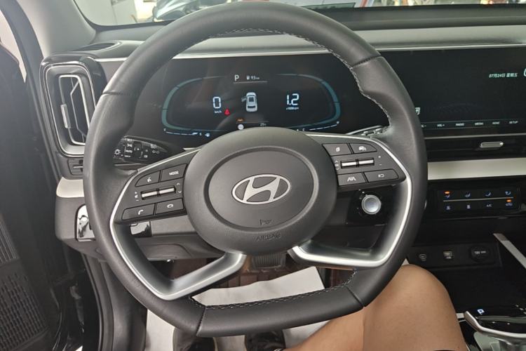 Used Hyundai ix35 2023 Musso 2.0L Deluxe Edition DLX Steering Wheel