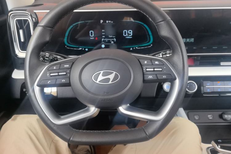 Used Hyundai ix35 2023 Musso 2.0L Deluxe Edition DLX Steering Wheel