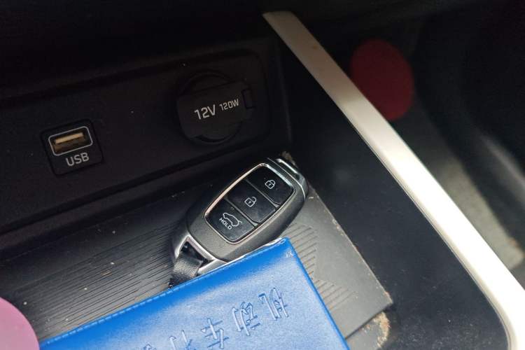 Used Hyundai ix35 2023 Musso 2.0L Deluxe Edition DLX Vehicle Key