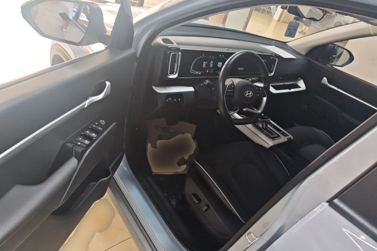 Used Hyundai ix35 2023 Musso 2.0L Deluxe Edition DLX Driver Seat