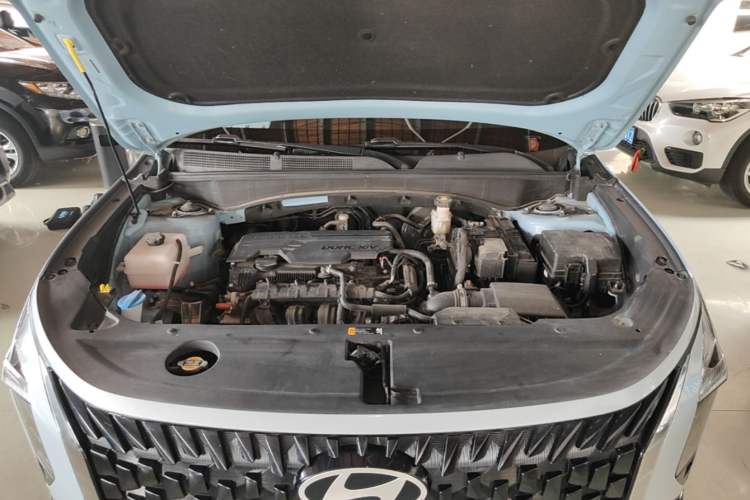 Used Hyundai ix35 2023 Musso 2.0L Deluxe Edition DLX Engine Bay