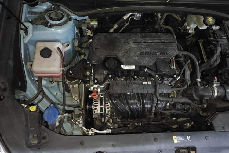 Used Hyundai ix35 2023 Musso 2.0L Prestige LUX Edition Engine Bay Right