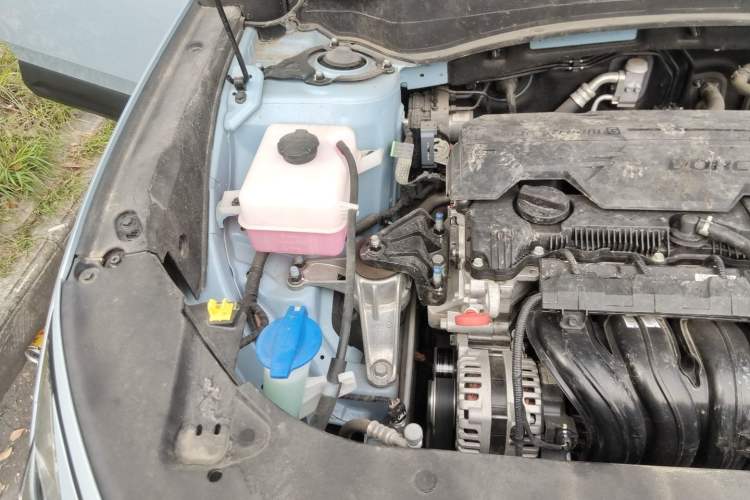 Used Hyundai ix35 2023 Musso 2.0L Deluxe Edition DLX Engine Bay Right