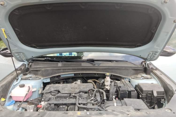 Used Hyundai ix35 2023 Musso 2.0L Deluxe Edition DLX Engine Bay