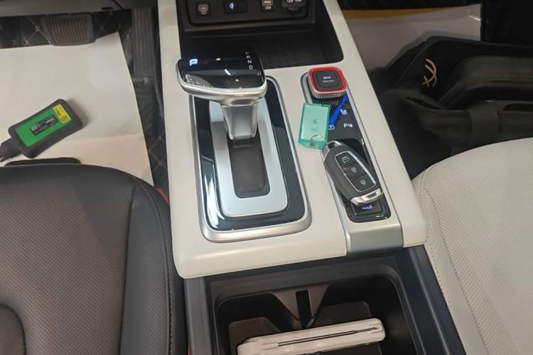 Used Hyundai ix35 2023 Musso 2.0L Flagship Edition TOP Gear Lever
