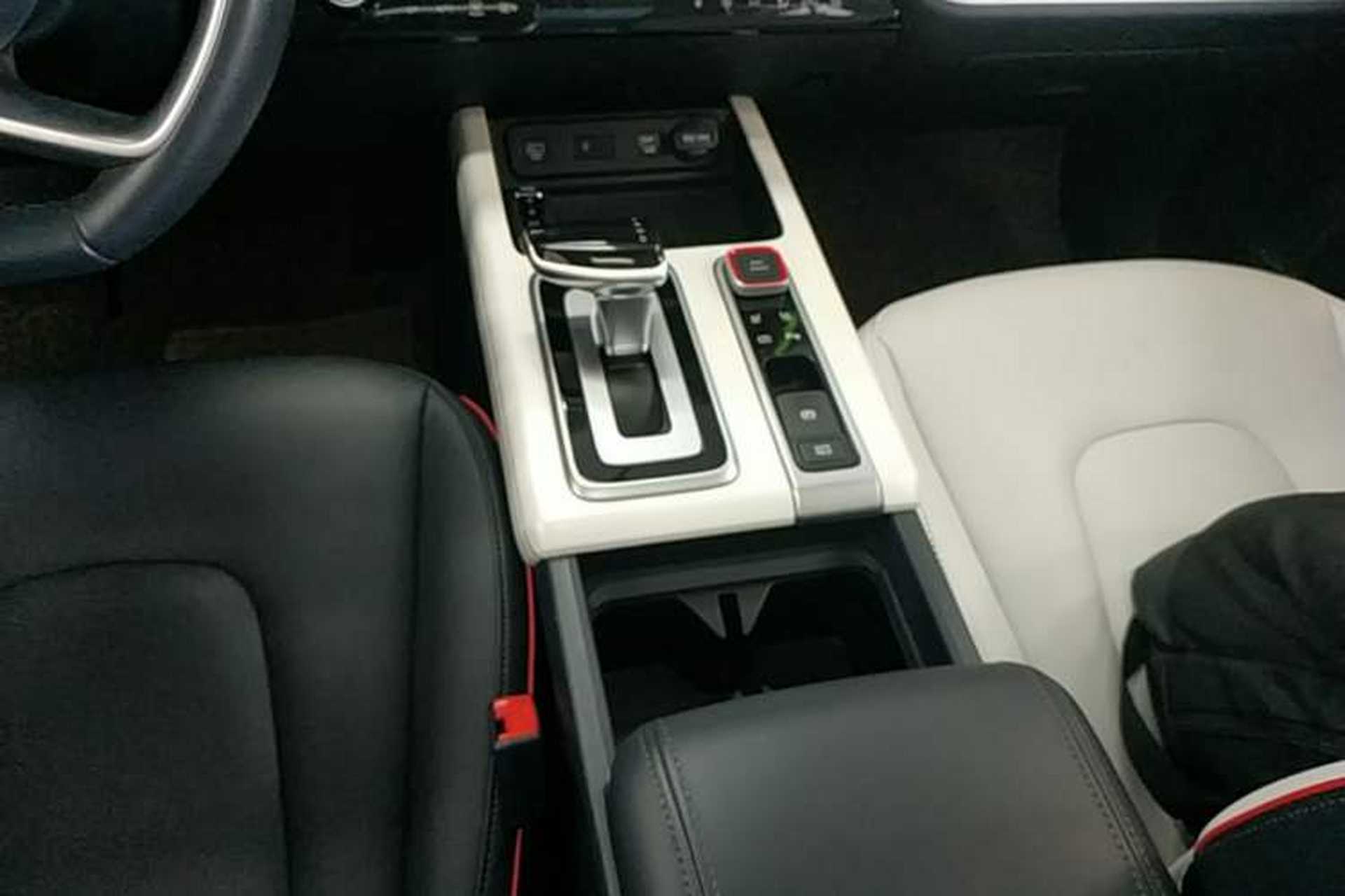 Used Hyundai ix35 2023 Musso 2.0L Flagship Edition TOP Gear Lever