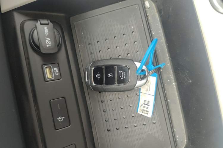 Used Hyundai ix35 2023 Musso 2.0L Flagship Edition TOP Interior 1