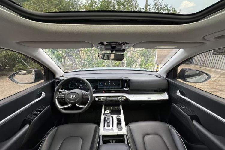 Used Hyundai ix35 2023 Musso 2.0L Deluxe Edition DLX Interior 1