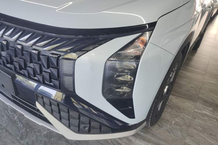 Used Hyundai ix35 2023 Musso 2.0L Flagship Edition TOP Left Front Headlight