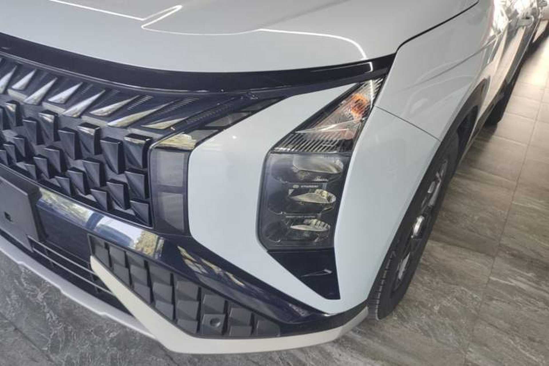 Used Hyundai ix35 2023 Musso 2.0L Flagship Edition TOP Left Front Headlight