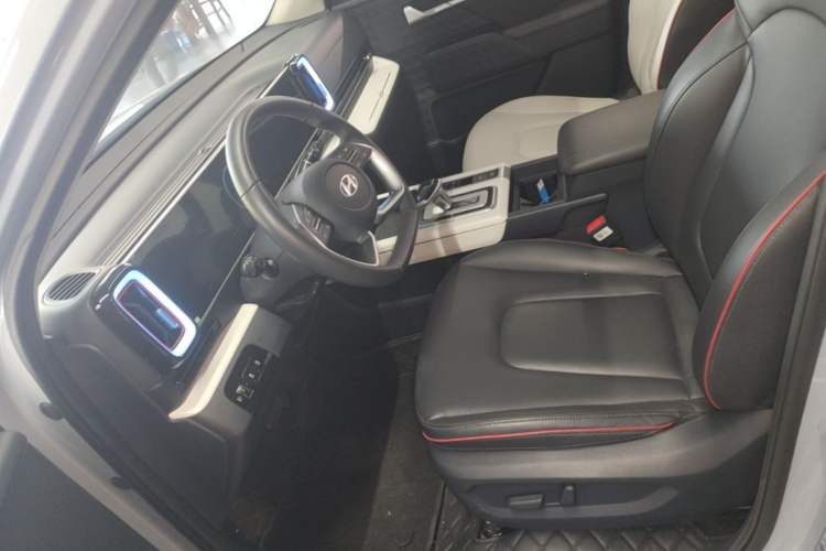 Used Hyundai ix35 2023 Musso 2.0L Flagship Edition TOP Left Front Seat