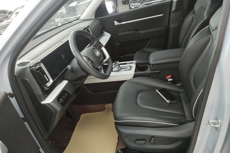Used Hyundai ix35 2023 Musso 2.0L Prestige LUX Edition Left Front Seat