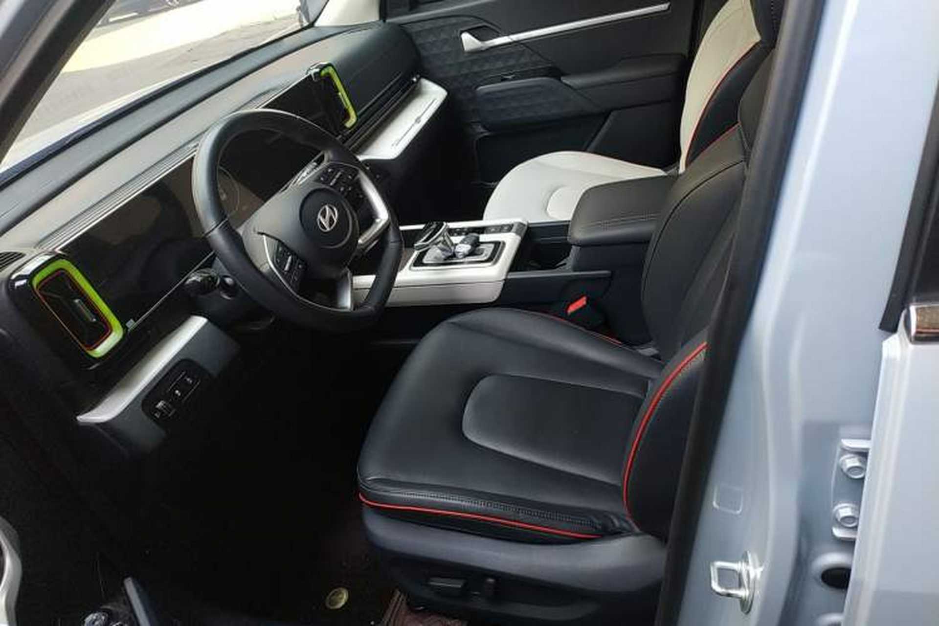 Used Hyundai ix35 2023 Musso 2.0L Flagship Edition TOP Left Front Seat