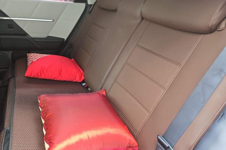 Used Hyundai ix35 2023 Musso 2.0L Flagship Edition TOP Left Rear Seat