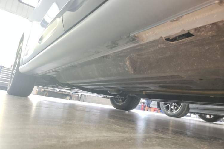 Used Hyundai ix35 2023 Musso 2.0L Flagship Edition TOP Left Side Sill