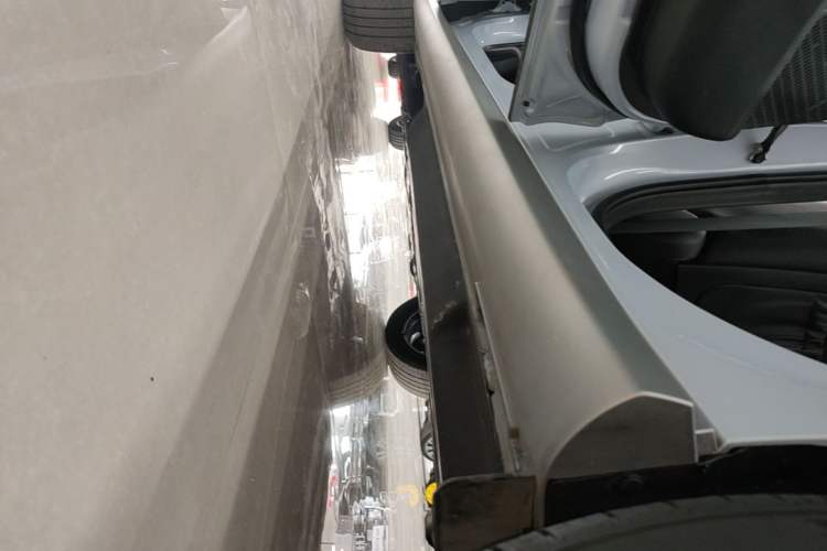 Used Hyundai ix35 2023 Musso 2.0L Prestige LUX Edition Left Side Sill