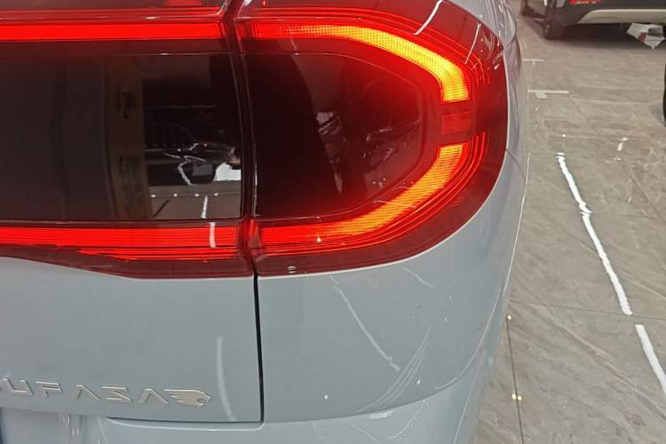 Used Hyundai ix35 2023 Musso 2.0L Flagship Edition TOP Right Rear Taillight